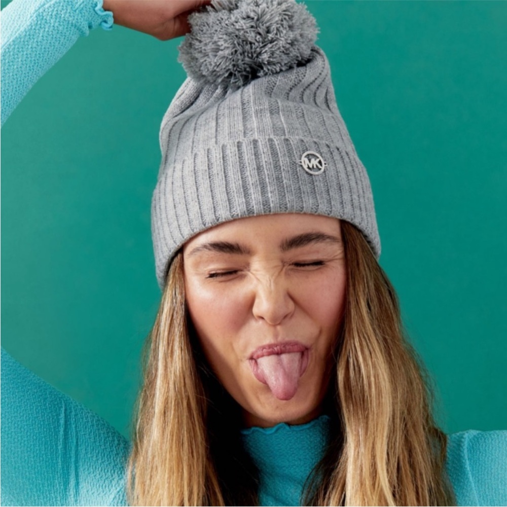 NWT Michael Kors Light Gray Knit Beanie with Pom-Pom